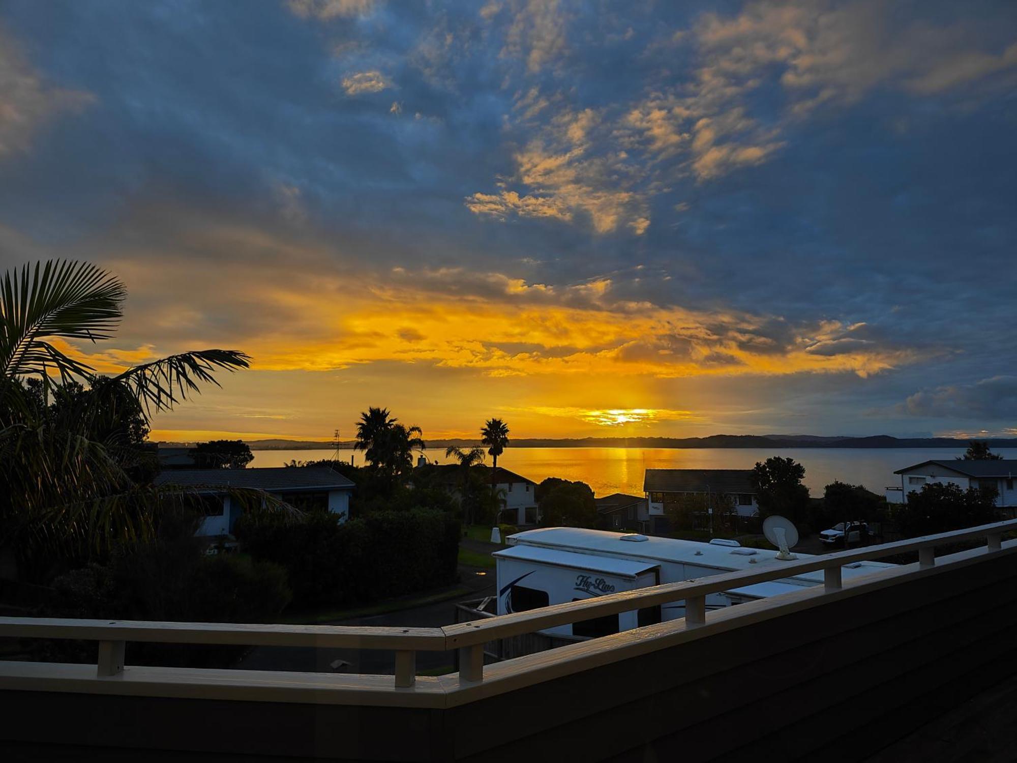 Sea View 5 Bedroom Holiday House Whangaparaoa Εξωτερικό φωτογραφία